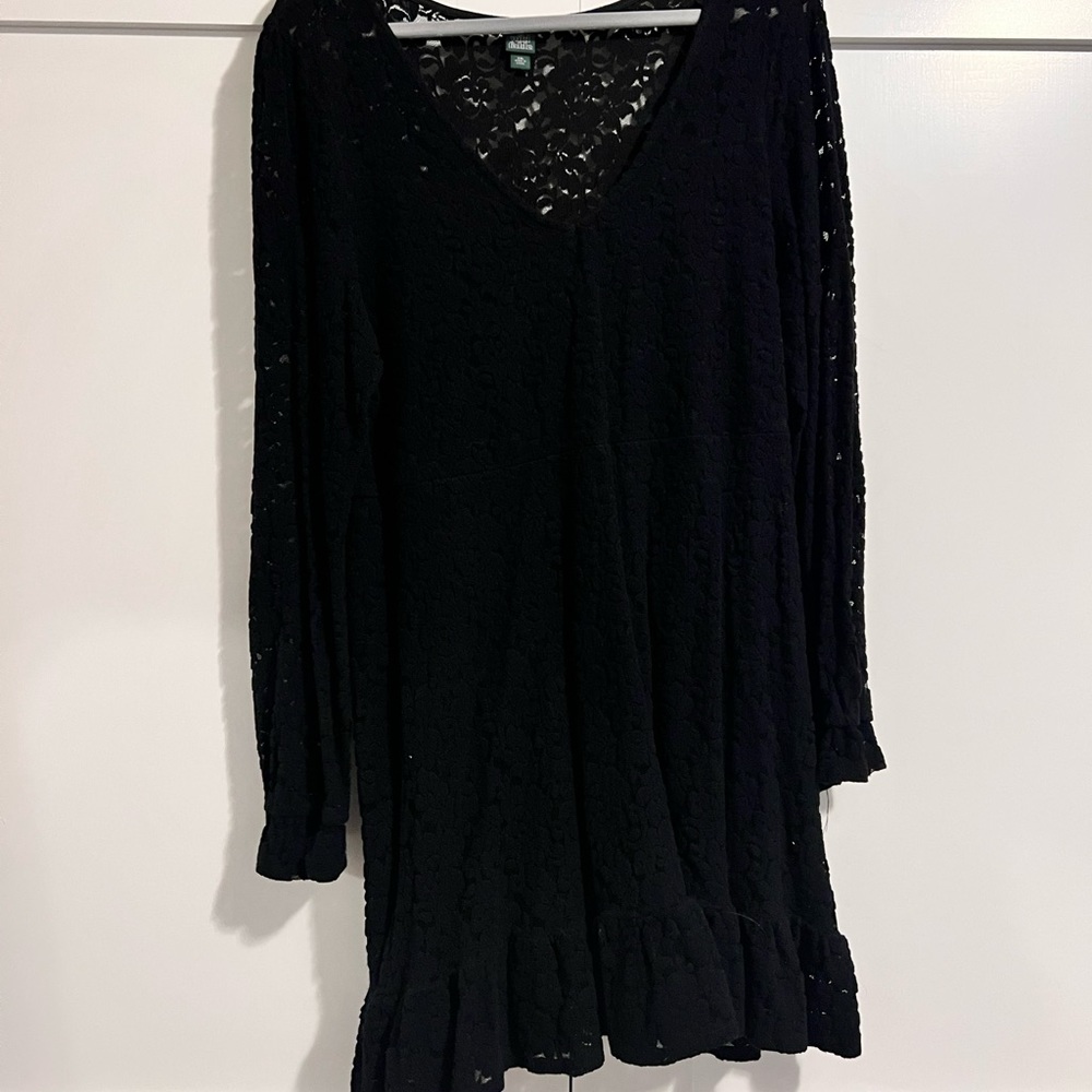 Black lace long sleeve dress